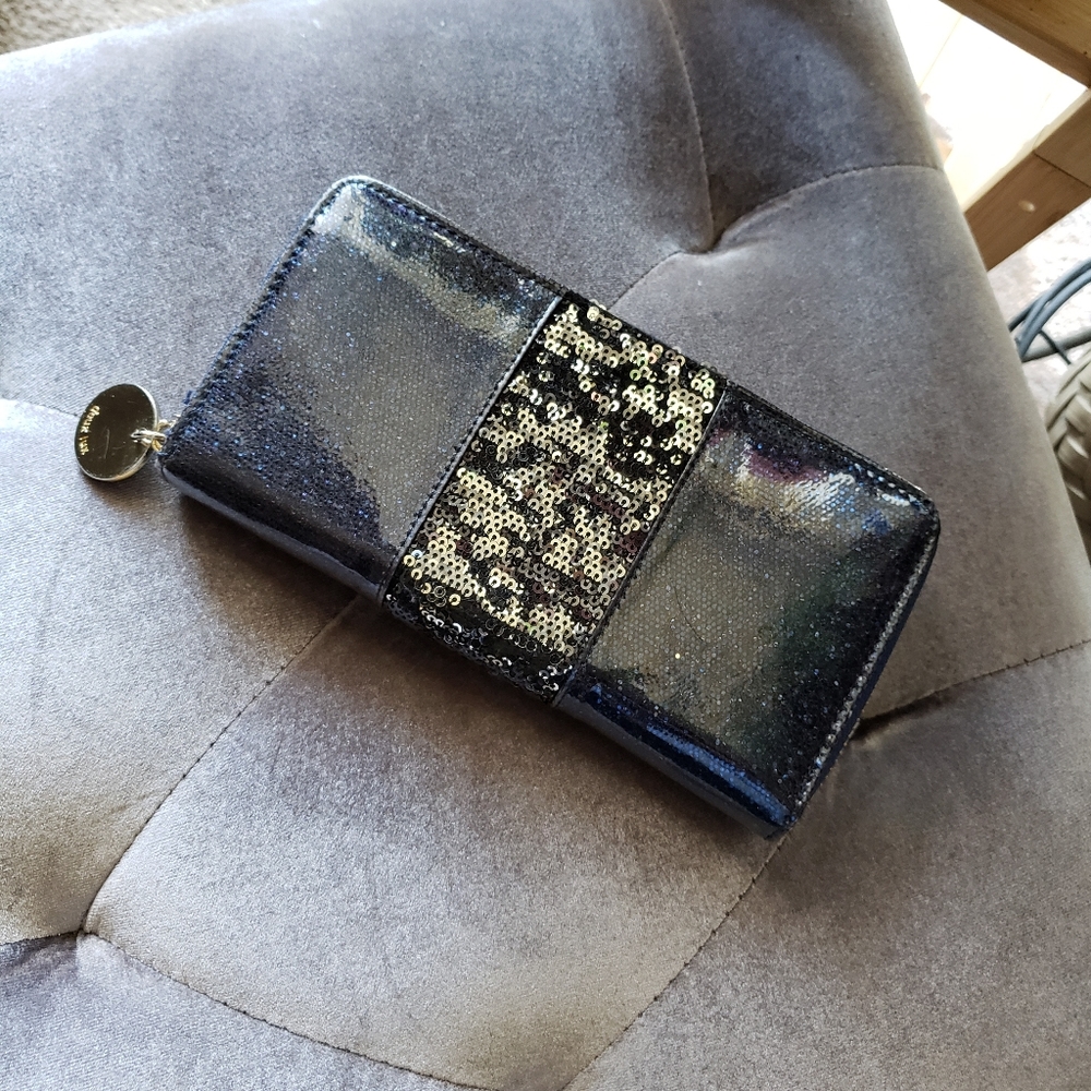Deux lux wallet